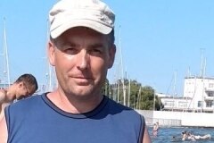 46-letni, dojrzały i lekko otyły mężczyzna z Piotrkowa Trybunalskiego
